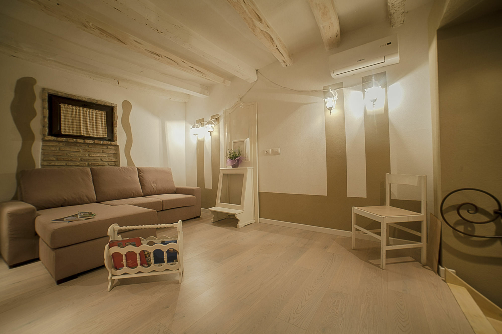 Oisife Apartments Каляри Екстериор снимка